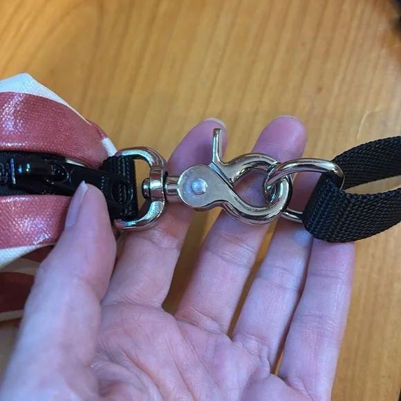 TINA LABADINI Red Stripe Ditty Bag Zip Leash Clasp Oilcloth Designer - Picture 4 of 7